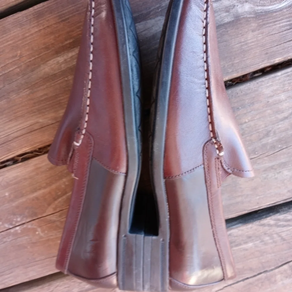 Nunn Bush men's brown leather loafer sz 10M. 183pm